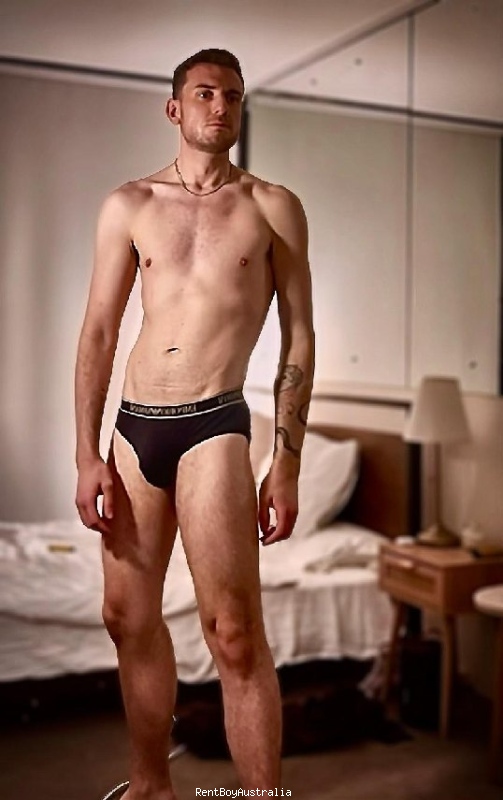 LeoXL Gay Escort Sydney 0423571202 RentBoyAustralia.net